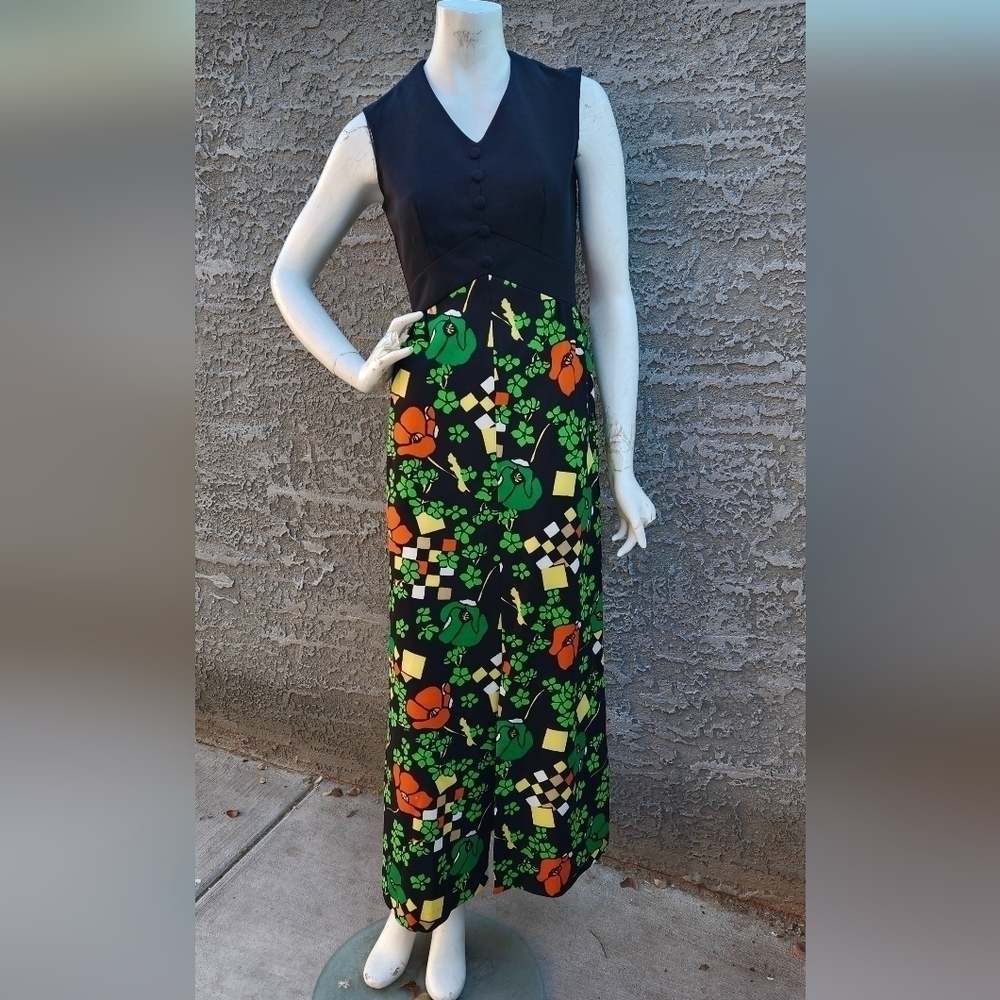 Vintage 1970's Sleeveless Maxi Dress - Picture 2 of 11